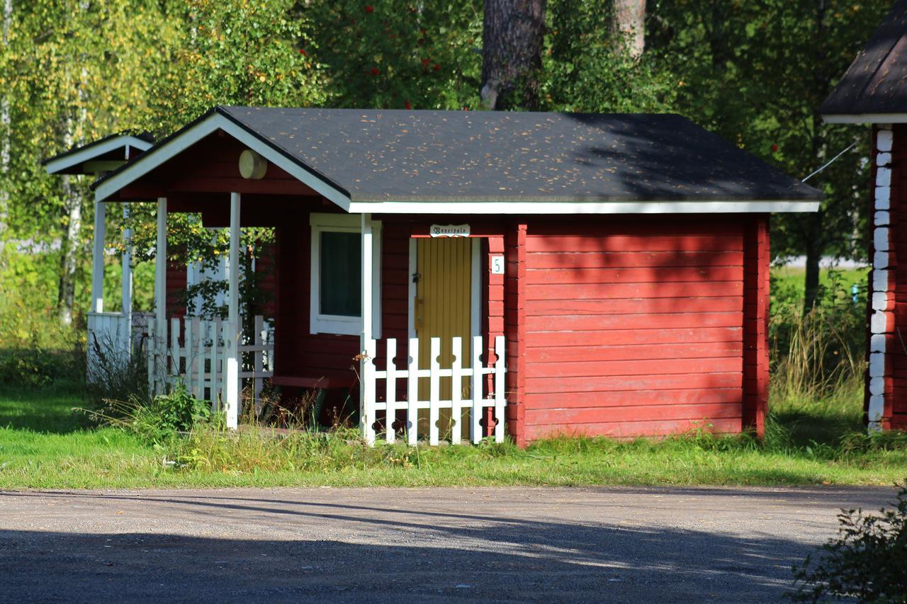 Suomela Camping Hotell Kärsämäki Exteriör bild