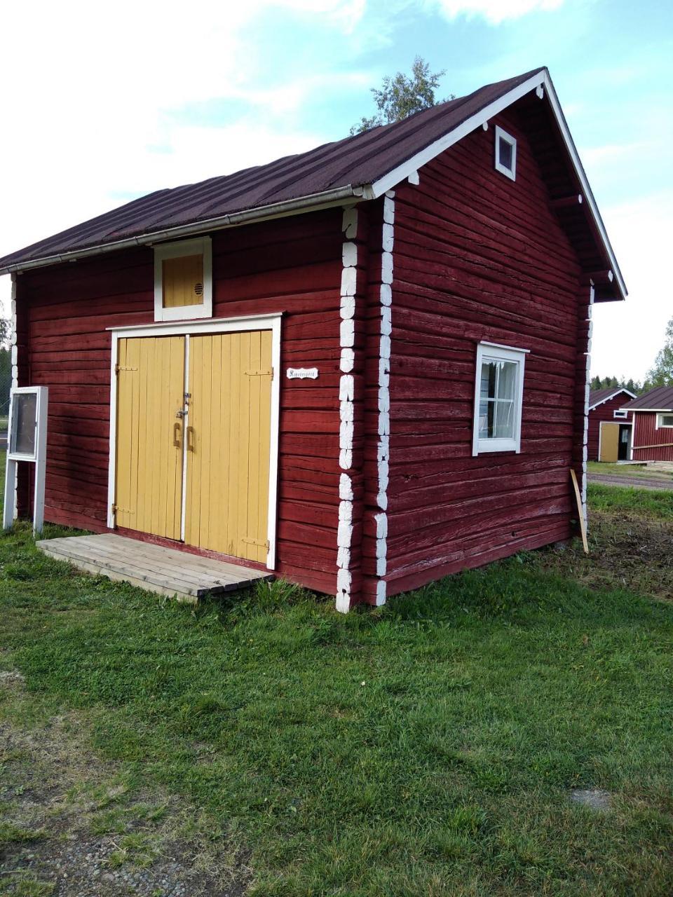 Suomela Camping Hotell Kärsämäki Exteriör bild